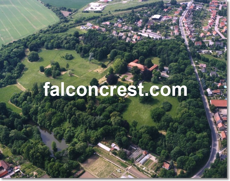 Falconcrest Com Luftbilder Und Luftbildvideos 13 Haus Dryander Mit Garten Feist Falconcrest Com Luftbilder Und Luftbildvideos